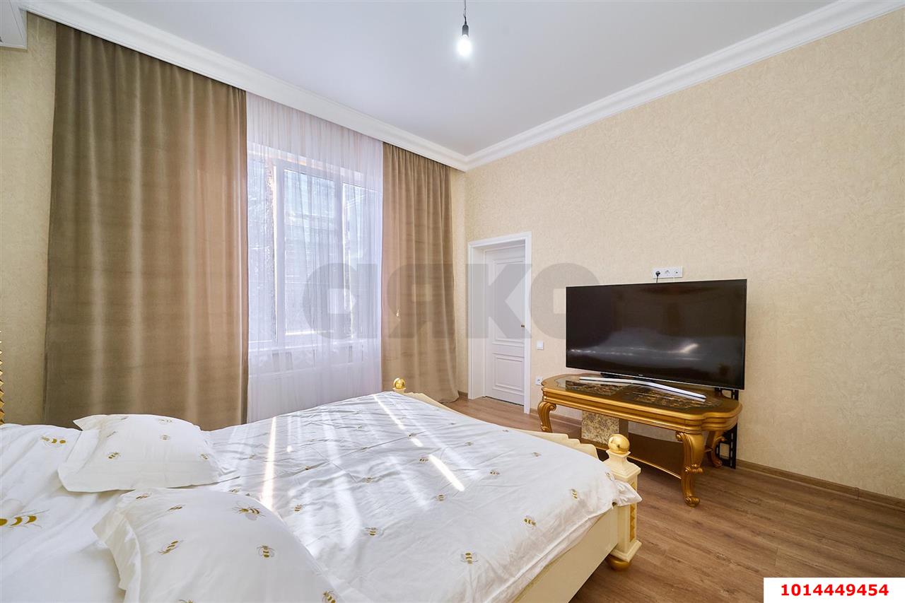 Фото №13: Дом 224 м² + 3 сот. - Краснодар, Кожзавод, ул. Володи Головатого, 57