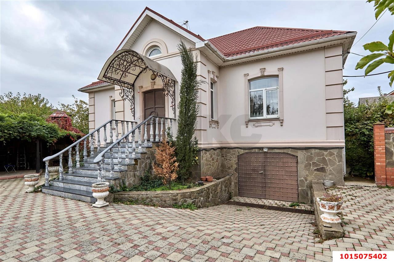 Фото №3: Дом 264 м² + 8.04 сот. - Краснодар, Завод Радиоизмерительных Приборов, ул. Бульварная, 47