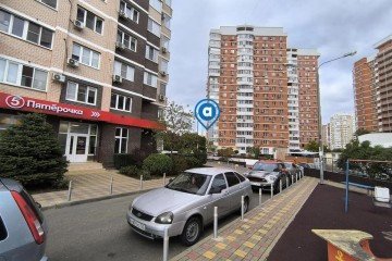 Фото №1: Торговое помещение 107 м² - Краснодар, мкр. Юбилейный, б-р Клары Лучко, 6