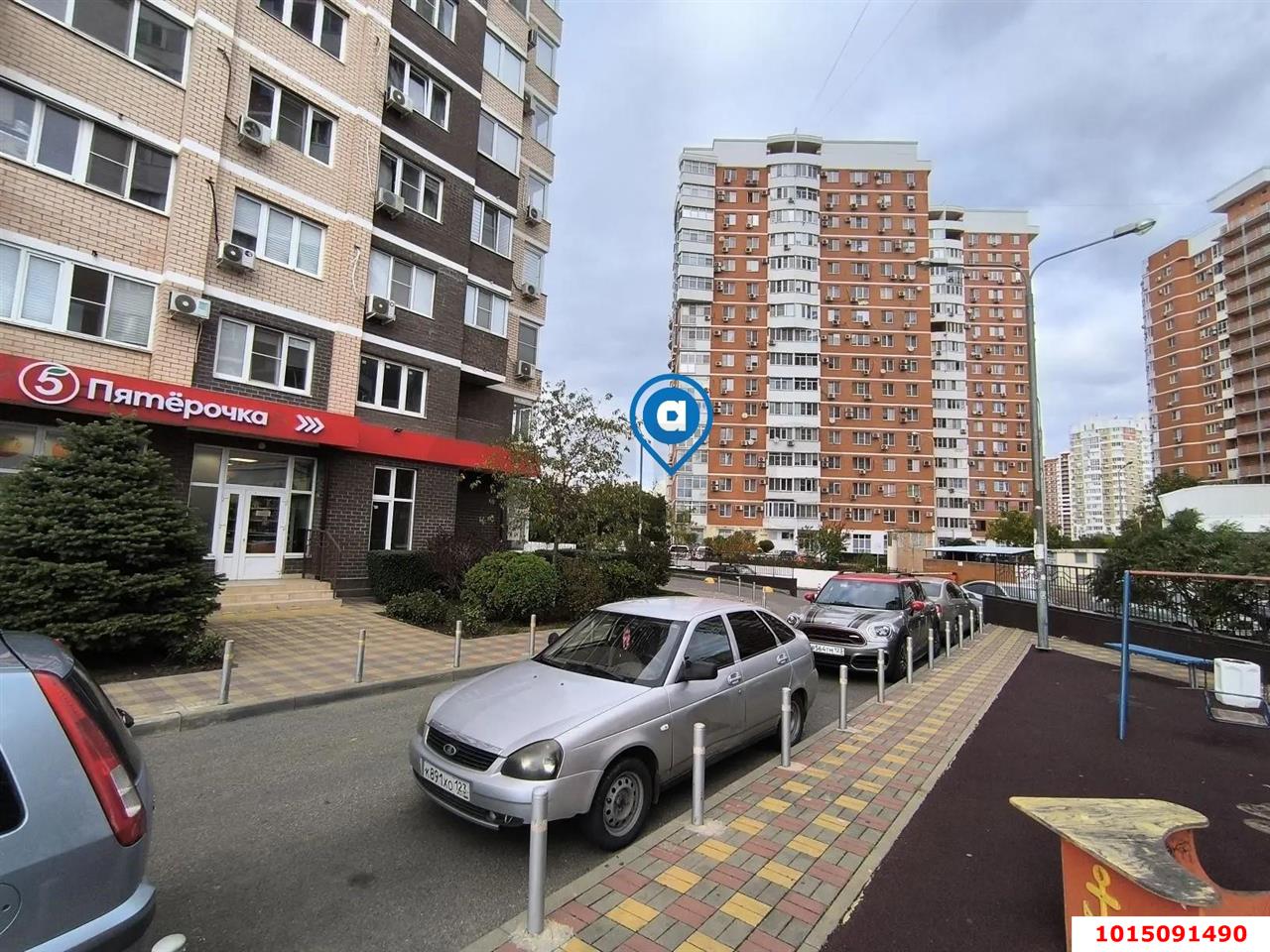 Фото №1: Торговое помещение 107 м² - Краснодар, Юбилейный, б-р Клары Лучко, 6