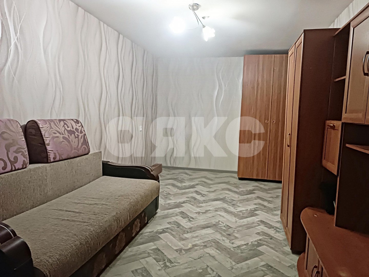 Фото №2: 1-комнатная квартира <span class="whitespace-nowrap">32 м²</span>, <span class="whitespace-nowrap">2/5 эт.</span> - Волгоград, Тракторозаводский, мкр. Горный, ул. Луговского, 3