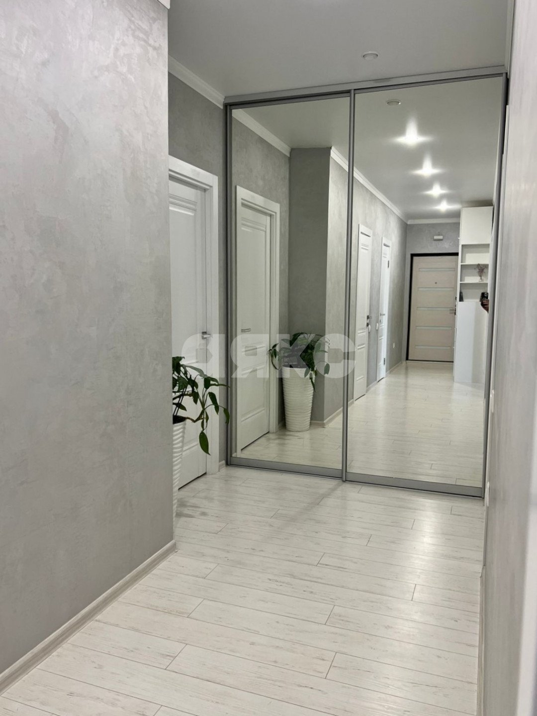 Фото №21: 3-комнатная квартира 94 м² - Волгоград, квартал На Клубной, ул. Кузнецкая, 75