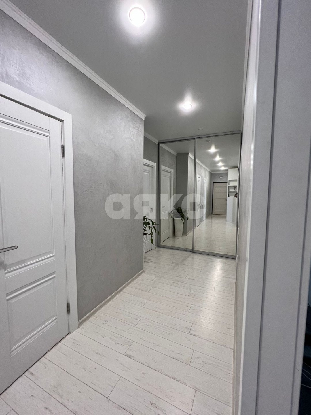 Фото №23: 3-комнатная квартира 94 м² - Волгоград, квартал На Клубной, ул. Кузнецкая, 75