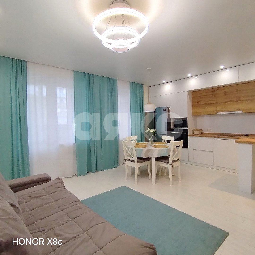 Фото №2: 3-комнатная квартира 94 м² - Волгоград, квартал На Клубной, ул. Кузнецкая, 75