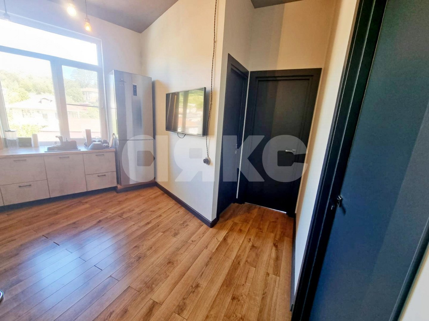 Фото №13: 2-комнатная квартира 50 м² - Сочи, Верхнеимеретинская Бухта, ул. Бакинская, 9/1