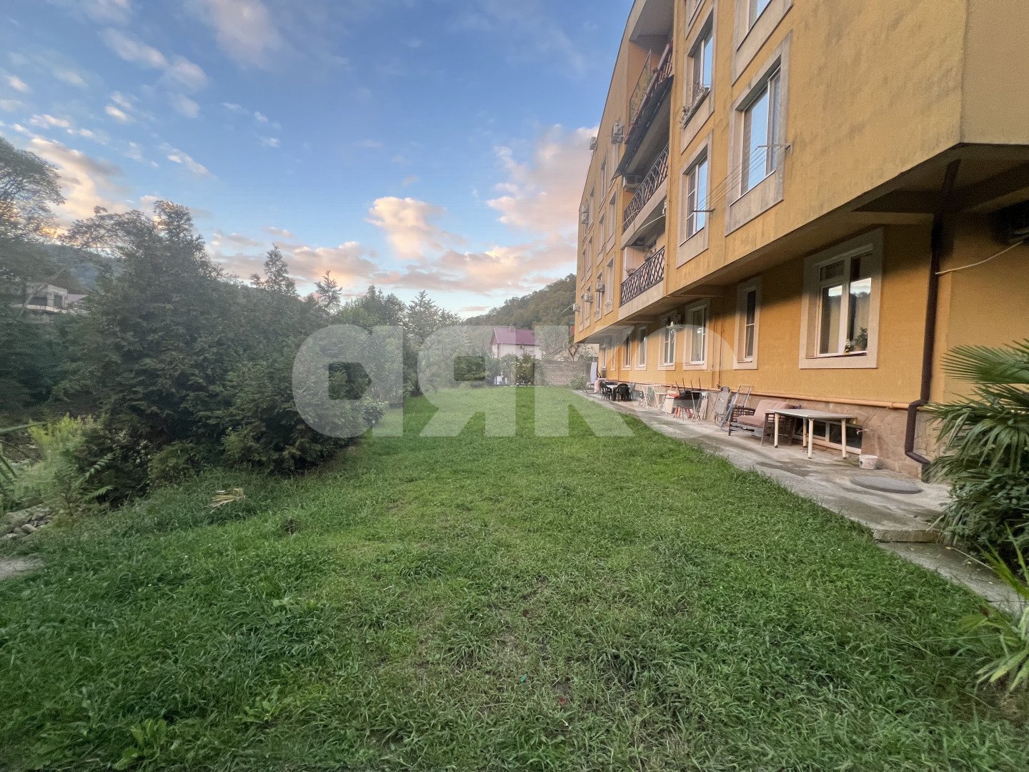 Фото №1: 2-комнатная квартира 40 м² - Краевско-Армянское, Хостинский, ул. Измайловская, 36/9