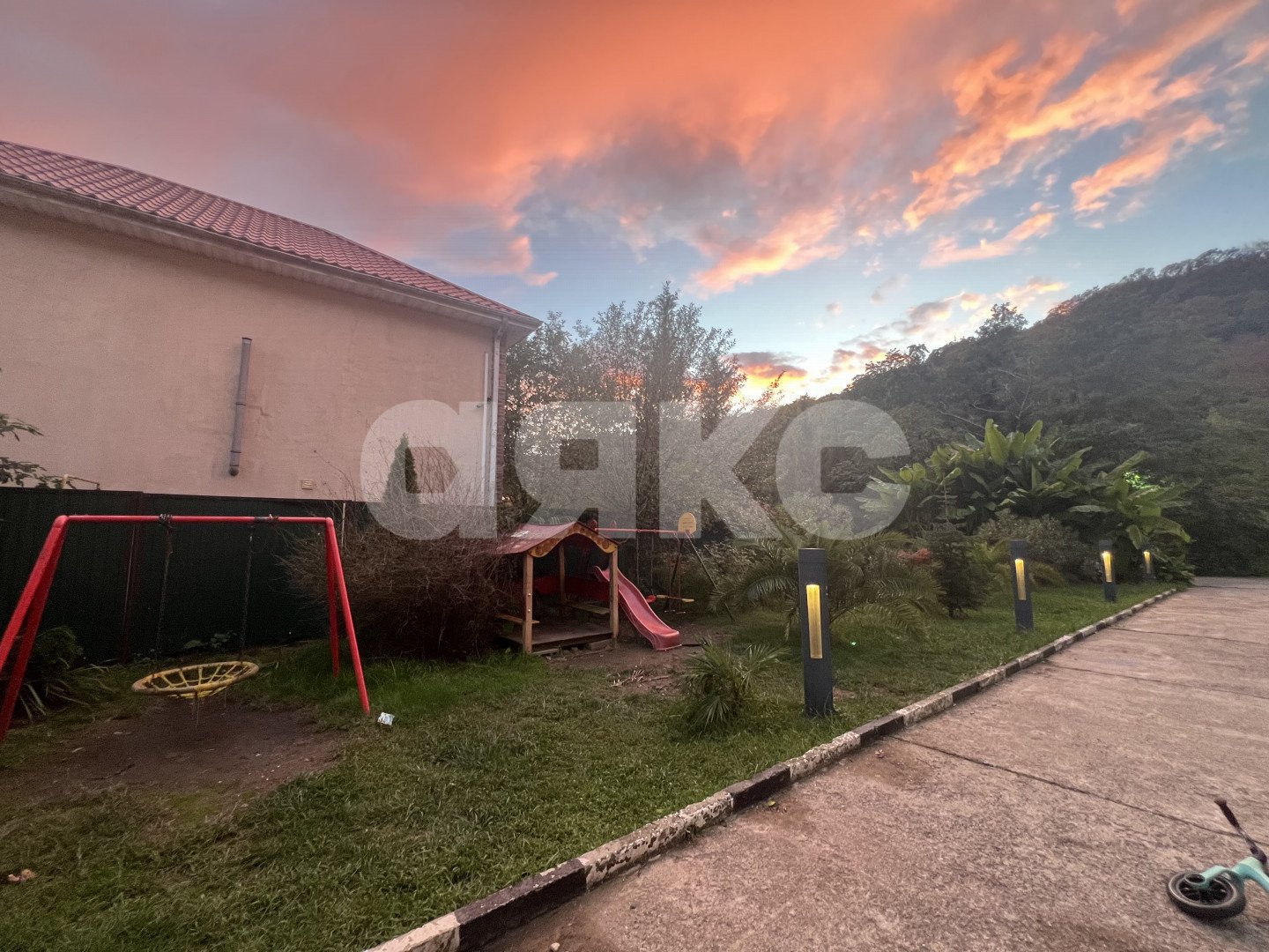 Фото №13: 2-комнатная квартира 40 м² - Краевско-Армянское, Хостинский, ул. Измайловская, 36/9