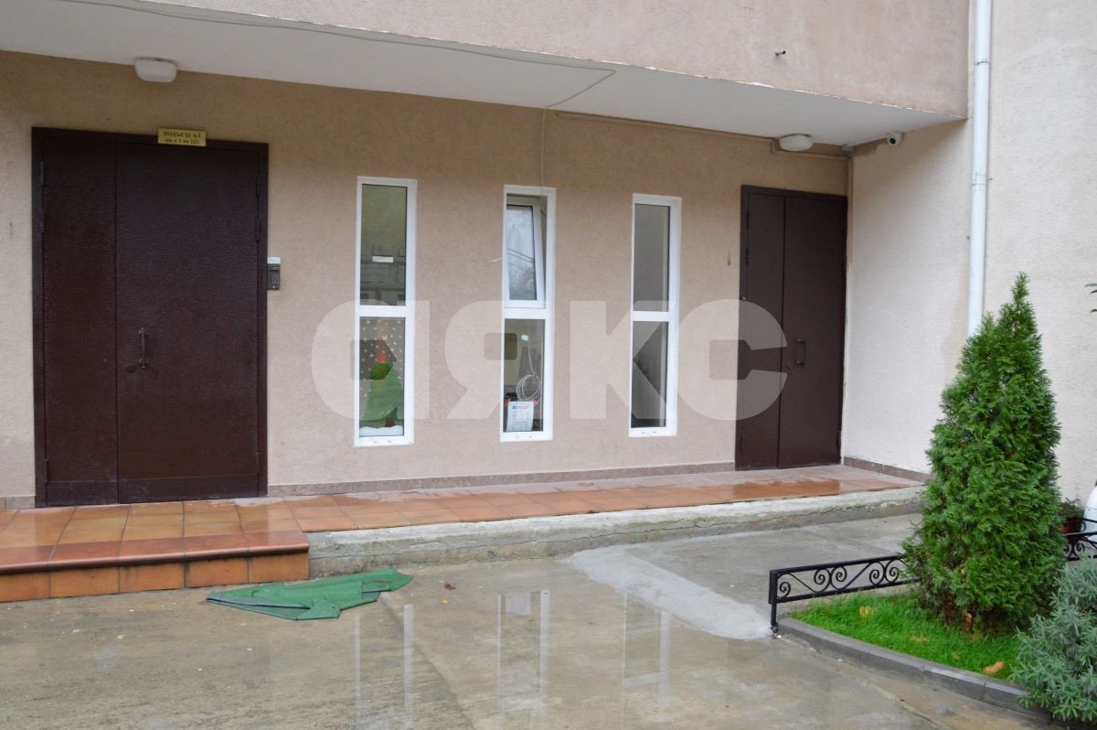 Фото №28: 1-комнатная квартира 52 м² - Сочи, Приморье, ул. Есауленко, 4/6