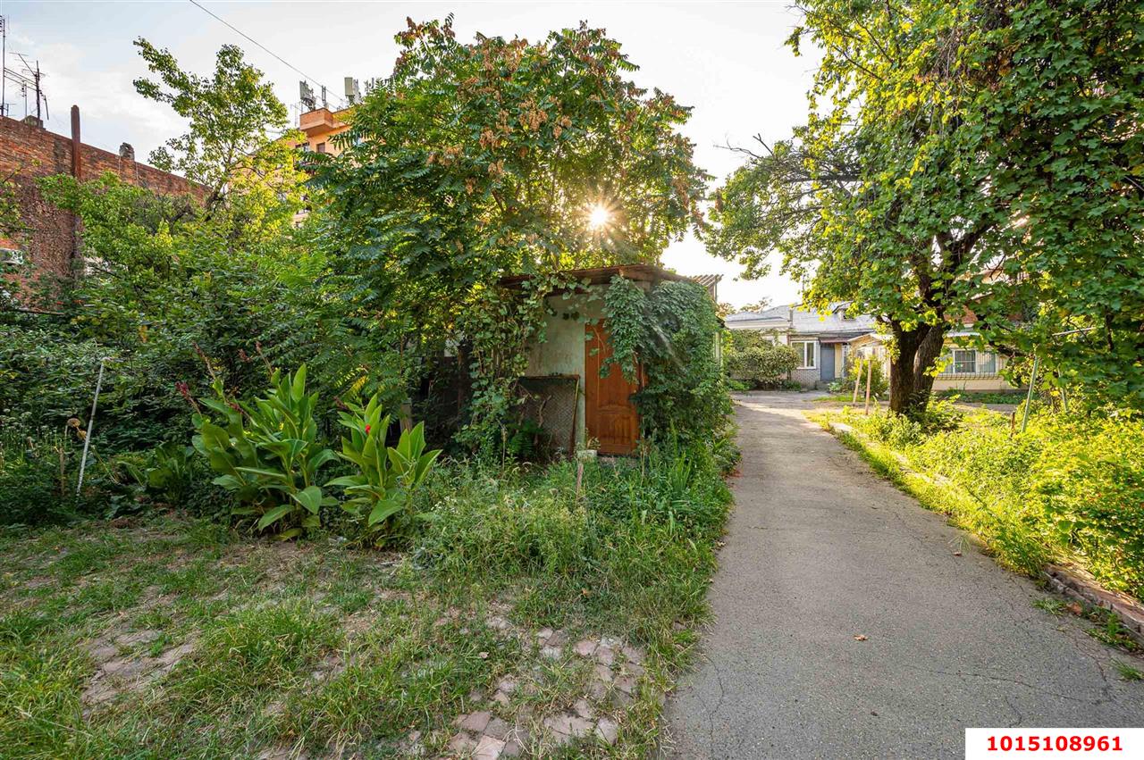 Фото №7: 2-комнатная квартира 30 м² - Краснодар, Центральный, ул. Октябрьская, 72