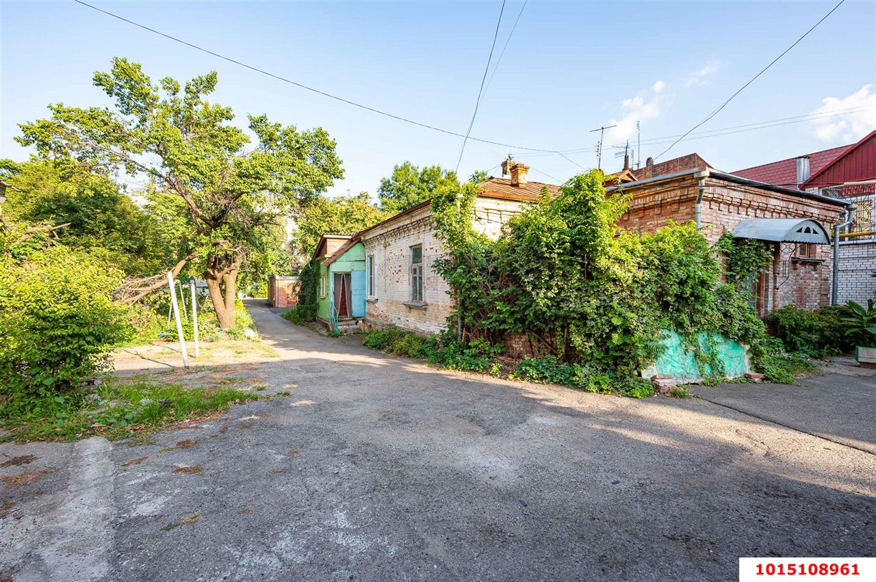 Фото №10: 2-комнатная квартира 30 м² - Краснодар, Центральный, ул. Октябрьская, 72