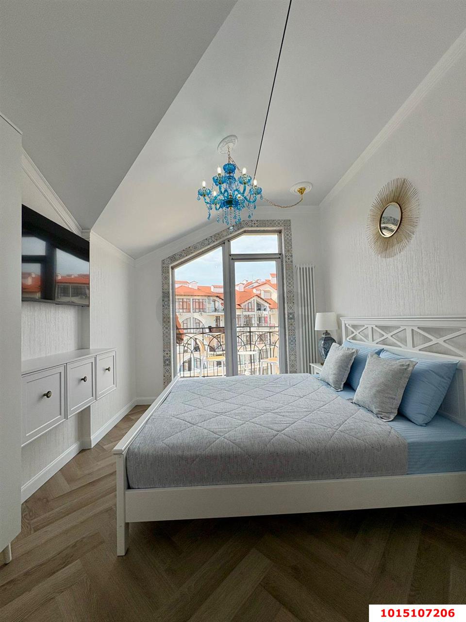 Фото №2: 2-комнатная квартира 50 м² - Геленджик, Толстый Мыс, жилой комплекс Черноморский-2, Толстый Мыс, мкр. жилой комплекс Черноморский-2, ул. Крымская, 22к13