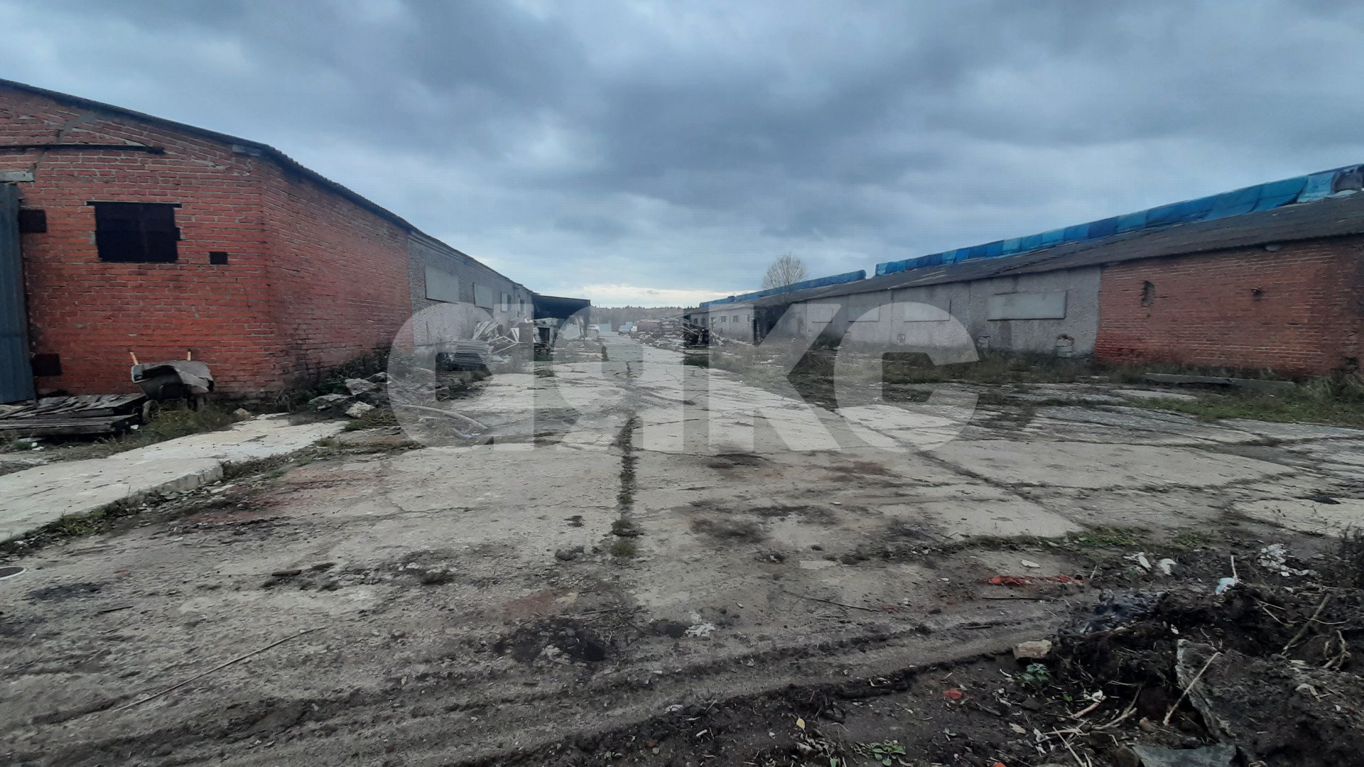 Фото №16: Коммерция 1000 м² - Усадище