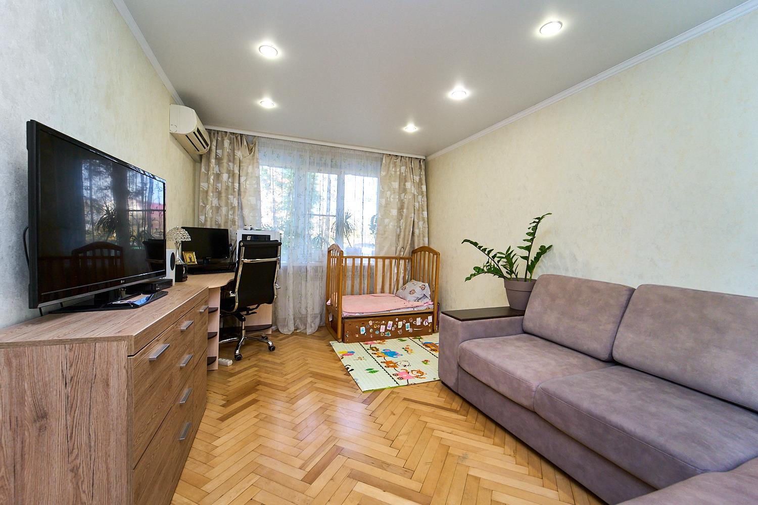 Фото №1: 2-комнатная квартира 45 м² - Краснодар, Прикубанский внутригородской округ, мкр. 9-й километр, ул. Лазурная, 66