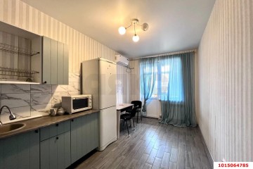 Фото №1: 1-комнатная квартира 48 м² - Краснодар, мкр. жилой комплекс Мирный, ул. им. Сорока А.М., 2