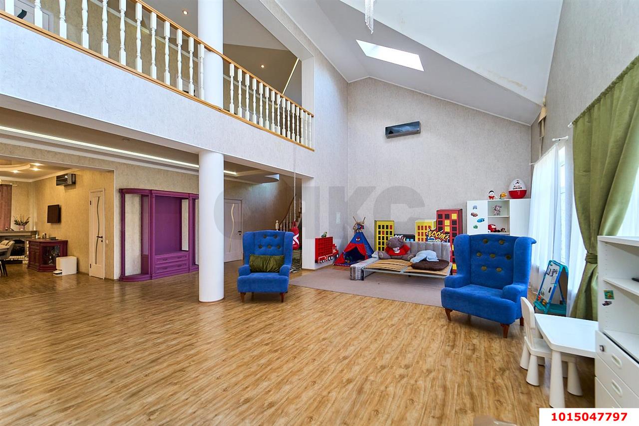 Фото №11: Дом 271 м² + 8 сот. - Краснодар, Завод Радиоизмерительных Приборов, ул. Бульварная, 43/А