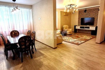 Фото №2: 3-комнатная квартира 138 м² - Мариуполь, мкр. Западный, б-р Шевченко, 274А