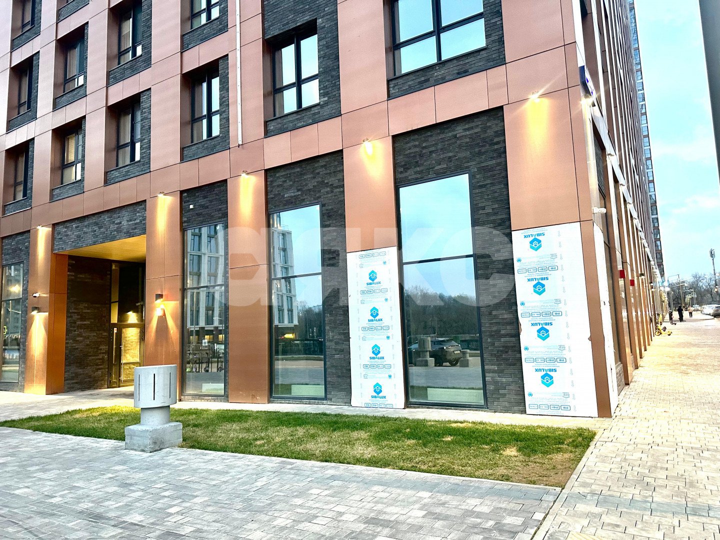 Фото №1: Коммерция 75 м² - Москва, ЖК Сидней Сити, ул. Шелепихинская набережная, 40к1