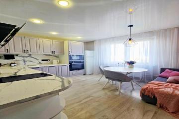 Фото №1: 1-комнатная квартира 37 м² - Краснодар, мкр. Почтовый, пр-кт имени писателя Знаменского, 25/1