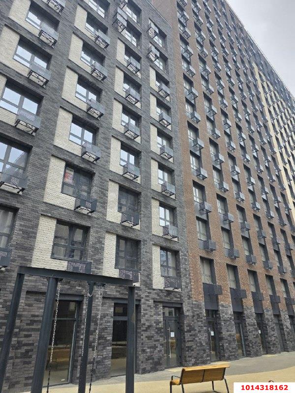 Фото №1: 1-комнатная квартира 37 м² - Краснодар, Карасунский внутригородской округ, Хлопчато-бумажный Комбинат, мкр. жилой квартал Патрики, ул. Сормовская, лит1/3