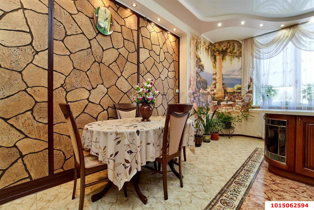 Фото №3: 3-комнатная квартира 117 м² - Краснодар, Центральный внутригородской округ, Западный внутригородской округ, мкр. Центральный, ул. Кубанская набережная, 58