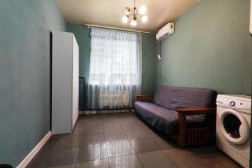 Фото №1: Студия 18 м² - Краснодар, мкр. Завод Радиоизмерительных Приборов, пер. Гаражный, 12/4