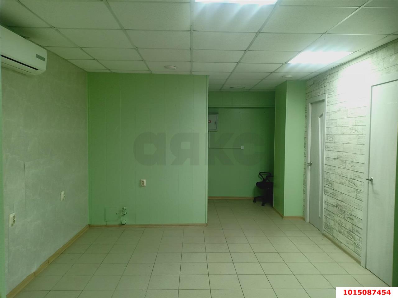 Фото №1: Офисное помещение 44 м² - Краснодар, жилой комплекс Форт Карасун, ул. Сормовская, 208