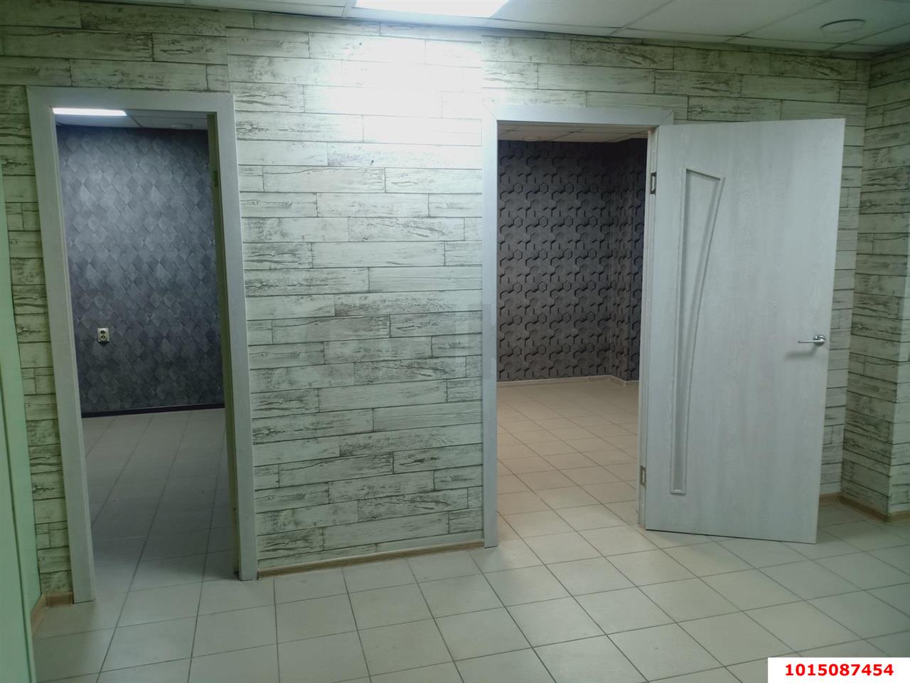 Фото №2: Офисное помещение 44 м² - Краснодар, жилой комплекс Форт Карасун, ул. Сормовская, 208