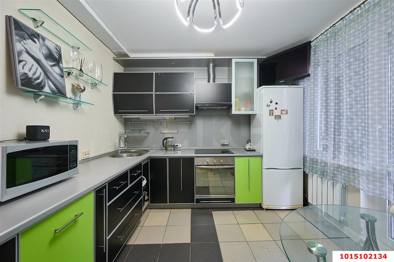 Фото №2: 2-комнатная квартира 63 м² - Краснодар, Юбилейный, пр-кт Чекистов, 40