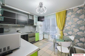 Фото №1: 2-комнатная квартира 63 м² - Краснодар, мкр. Юбилейный, пр-кт Чекистов, 40