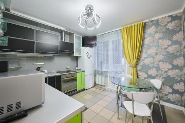 Фото №1: 2-комнатная квартира 63 м² - Краснодар, мкр. Юбилейный, пр-кт Чекистов, 40