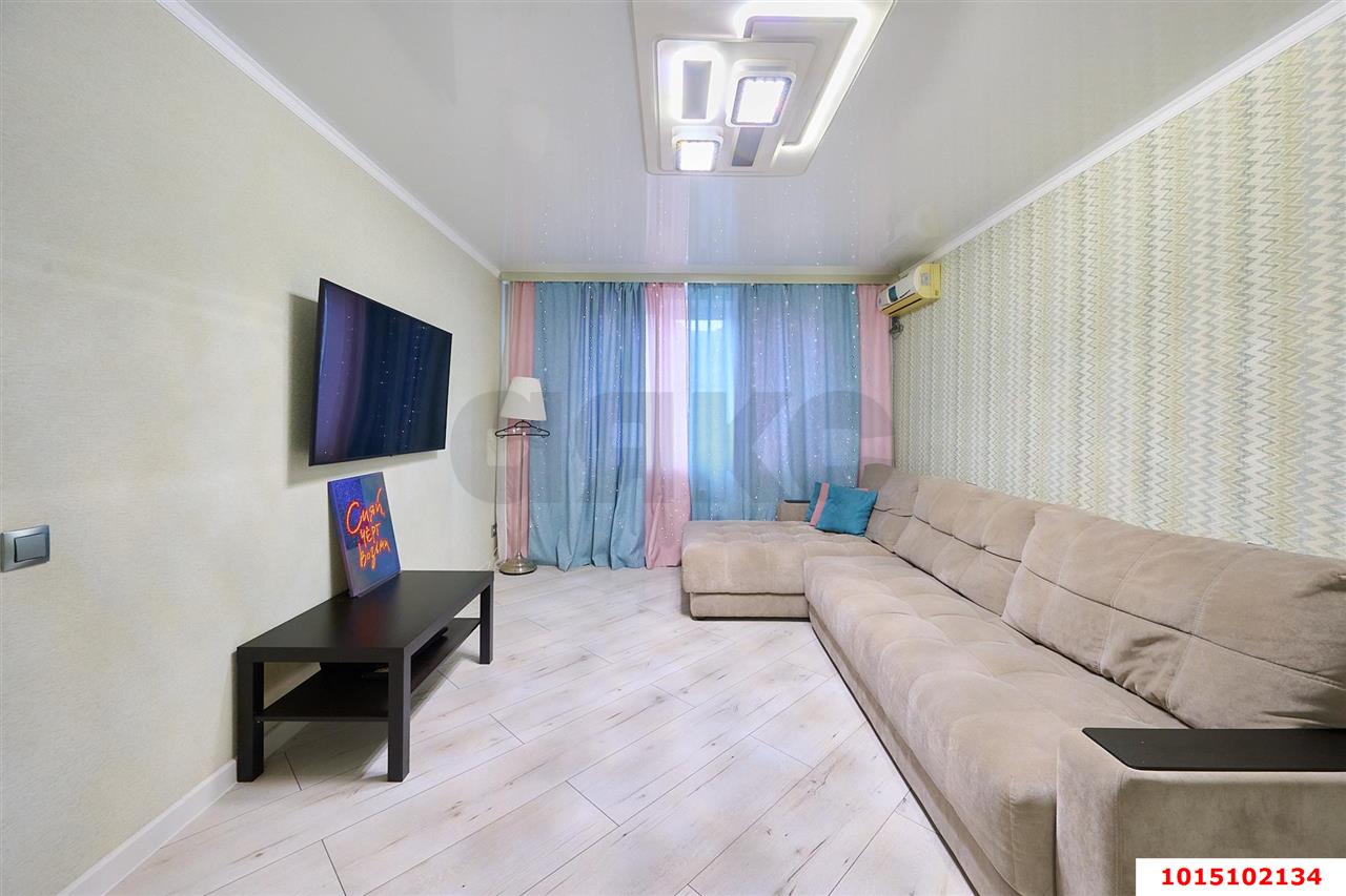 Фото №7: 2-комнатная квартира 63 м² - Краснодар, Западный внутригородской округ, мкр. Юбилейный, пр-кт Чекистов, 40