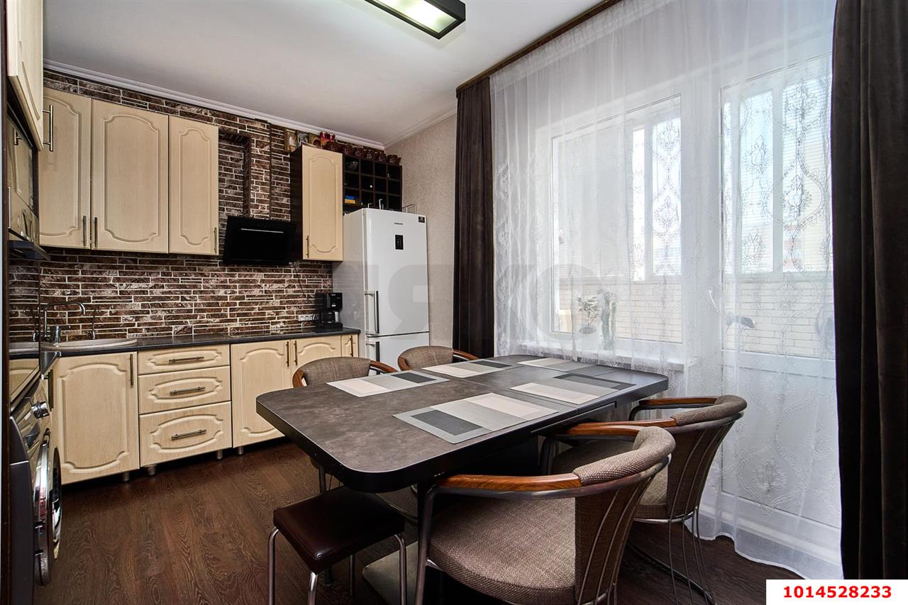 Фото №1: 2-комнатная квартира 70 м² - Краснодар, Пашковский, ул. Лавочкина, 19