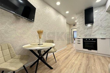 Фото №1: 1-комнатная квартира 43 м² - Краснодар, мкр. 4-й квартал, ул. имени Героя Николая Шевелёва, 3