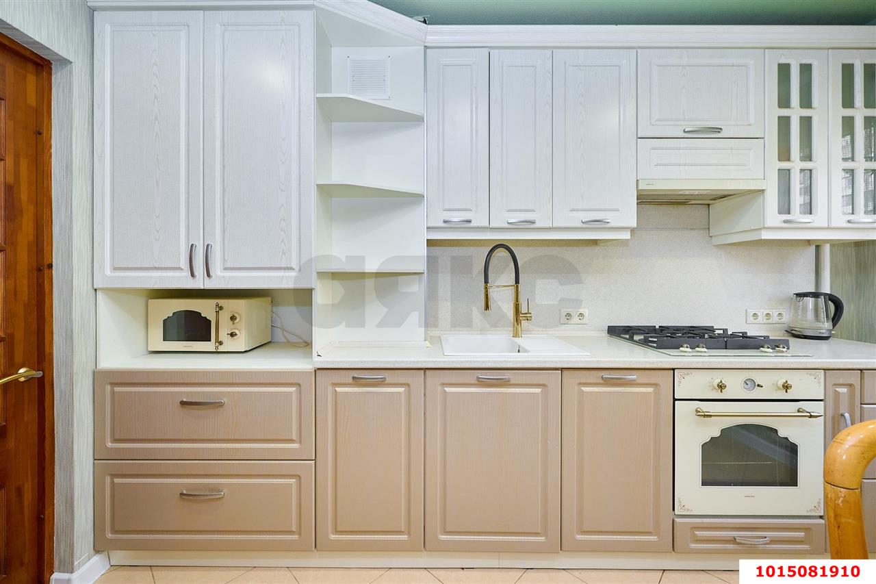 Фото №1: 3-комнатная квартира 76 м² - Краснодар, Западный внутригородской округ, мкр. Юбилейный, ул. Рождественская набережная, 21