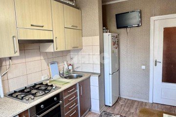 Фото №2: 3-комнатная квартира 65 м² - Симферополь, р. Центральный, ул. 60 лет Октября, 13/64