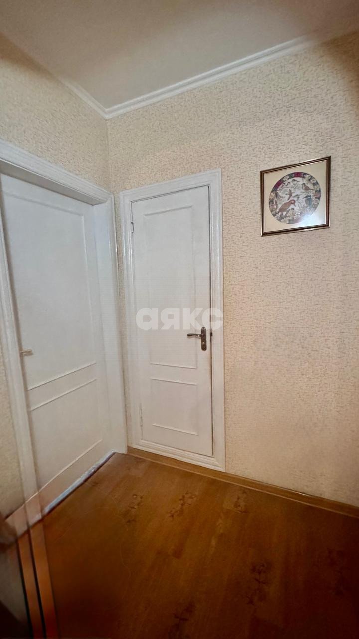 Фото №15: 3-комнатная квартира 65 м² - Симферополь, Центральный, ул. 60 лет Октября, 13/64