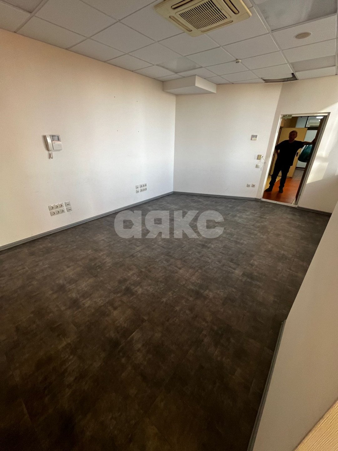 Фото №6: Коммерция 167 м² - Ростов-на-Дону, Новое Поселение, пер. Доломановский, 70Д