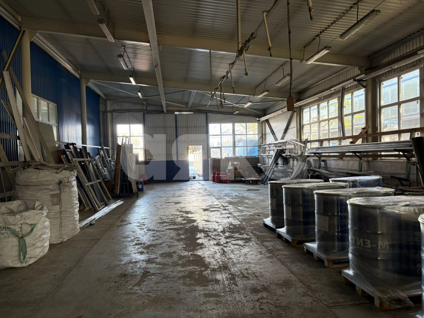 Фото №4: Коммерция 1250 м² - Ростов-на-Дону, Первомайский, ул. Механизаторов, 8