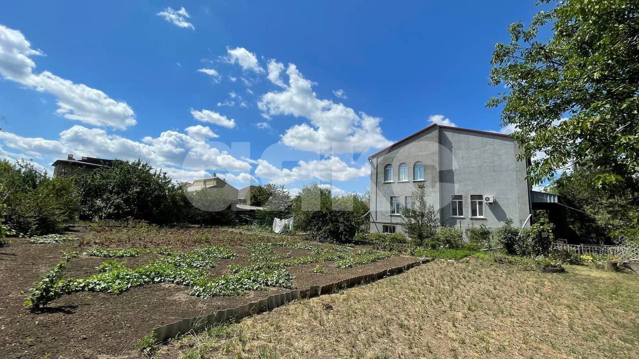 Фото №4: Дом 660 м² + 18 сот. - Луганск, квартал Видный, ул. Академика Вернадского, 15