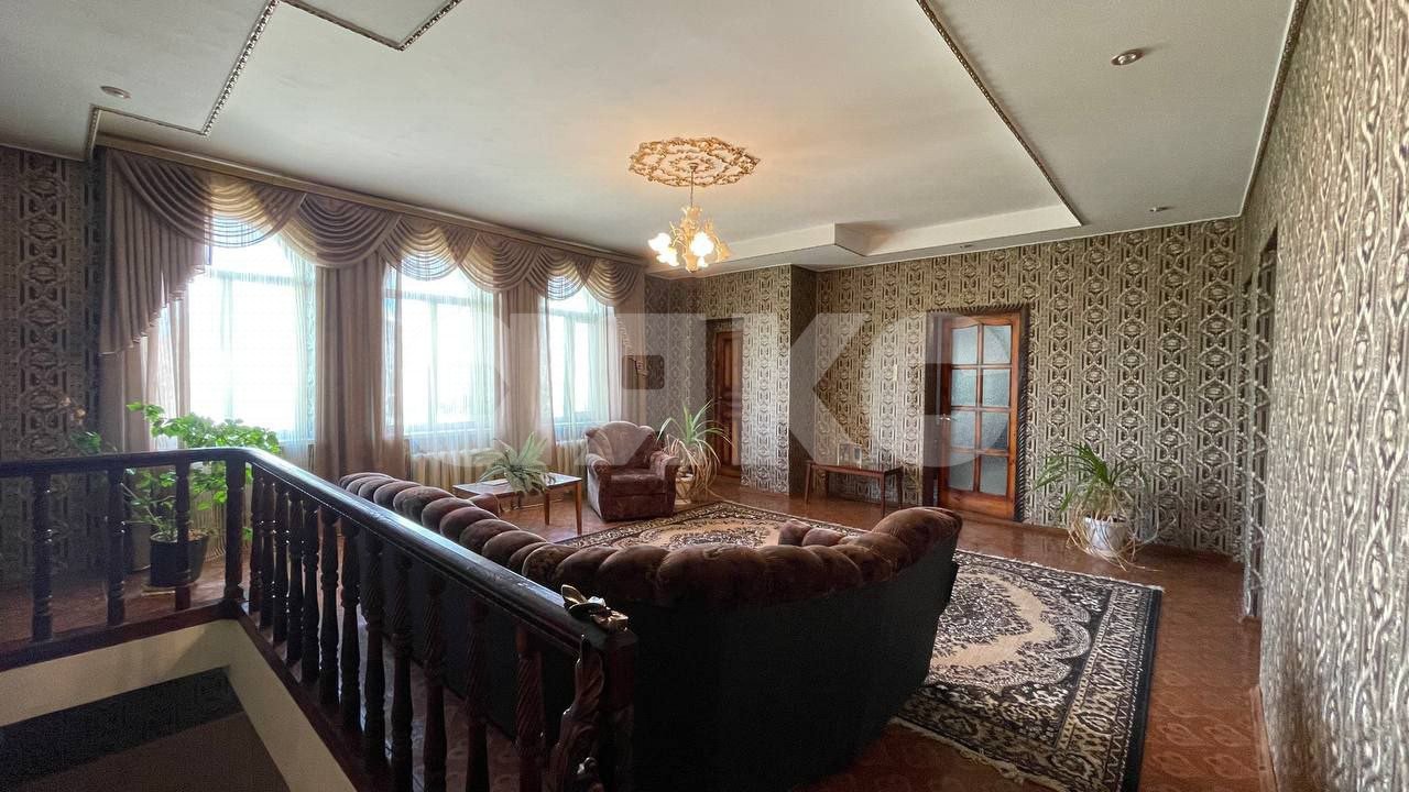 Фото №13: Дом 660 м² + 18 сот. - Луганск, квартал Видный, ул. Академика Вернадского, 15