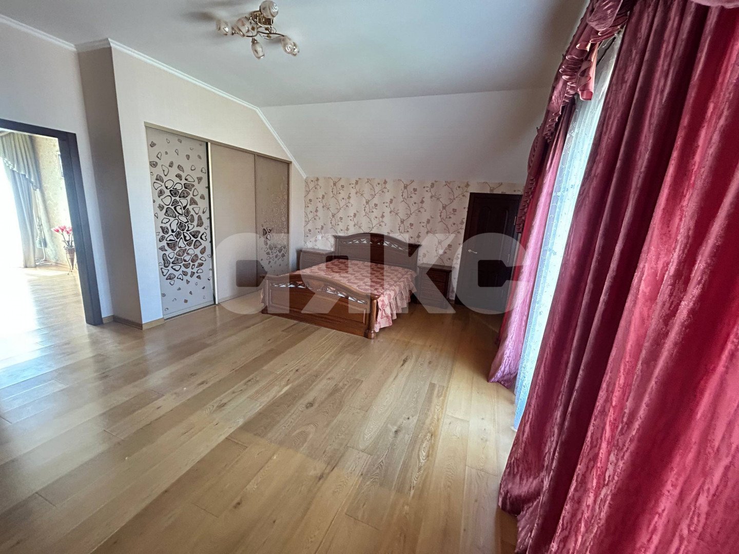 Фото №14: Дом 270 м² + 8 сот. - Луганск, Ленинский, ул. Аккумуляторная, 11