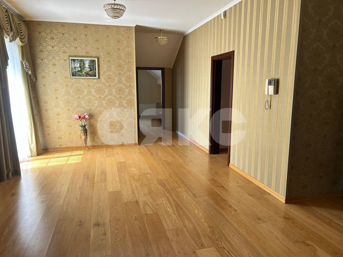 Фото №11: Дом 270 м² + 8 сот. - Луганск, Ленинский, ул. Аккумуляторная, 11