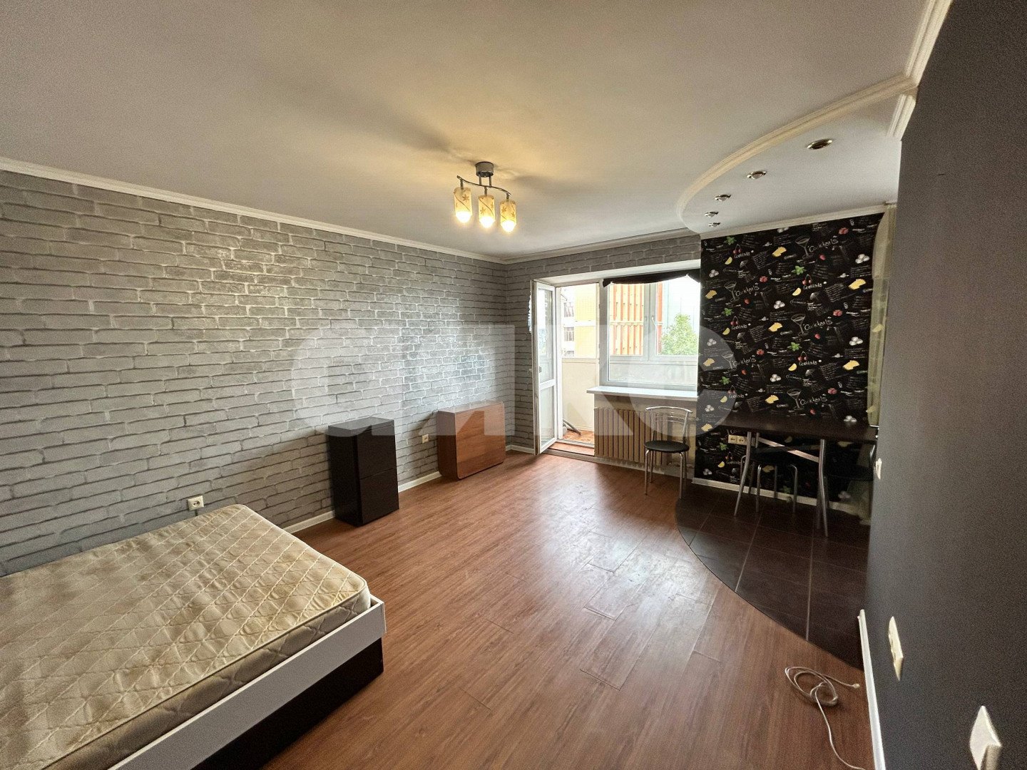 Фото №1: Студия 32 м² - Луганск, Ленинский, ул. Советская, 88