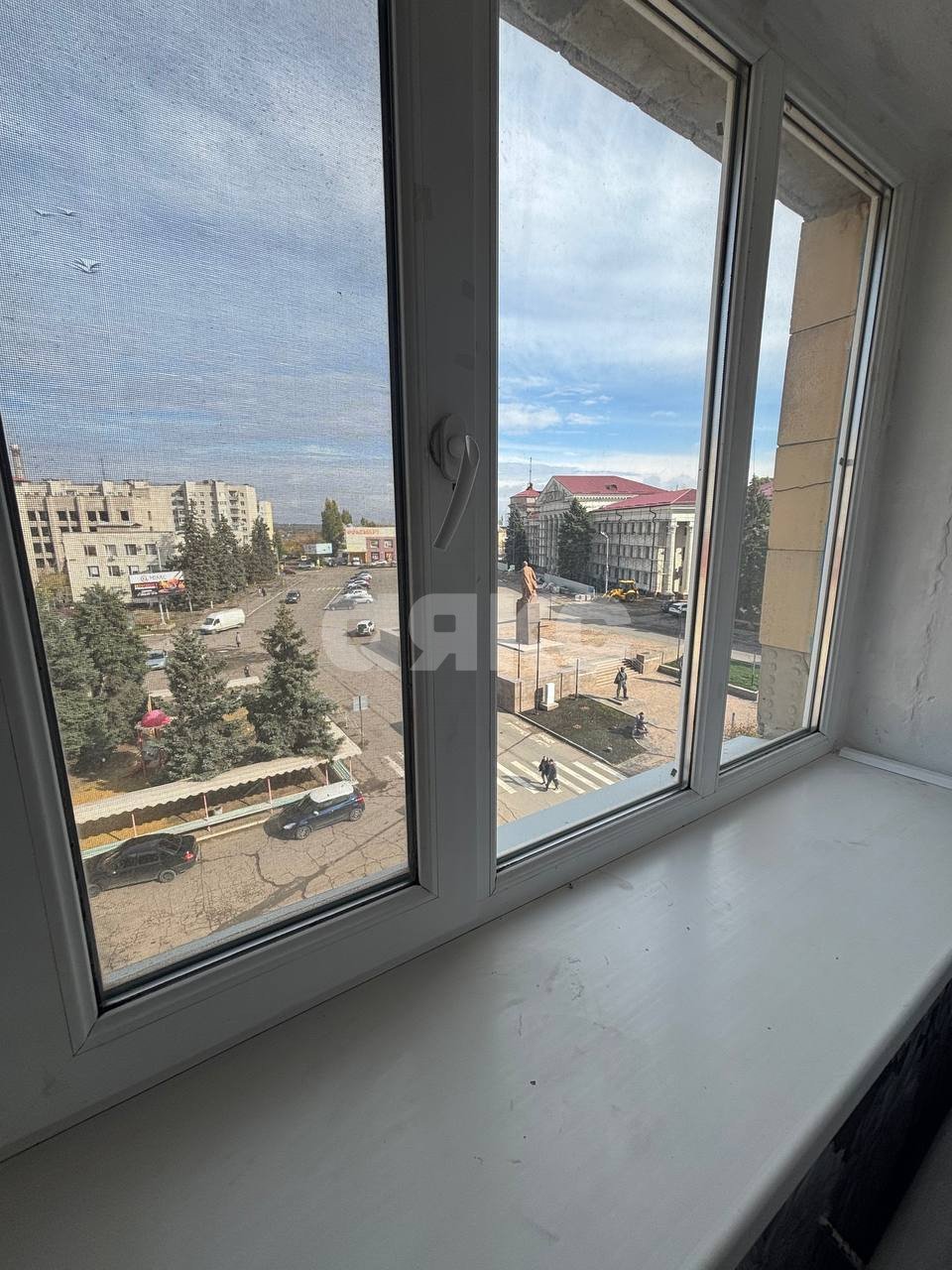 Фото №3: 2-комнатная квартира 44 м² - Краснодон, ул. площадь Ленина, 1