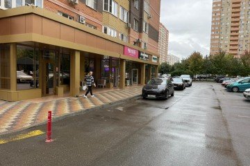 Фото №3: Торговое помещение 61 м² - Краснодар, мкр. 1-й квартал, ул. Домбайская, 61