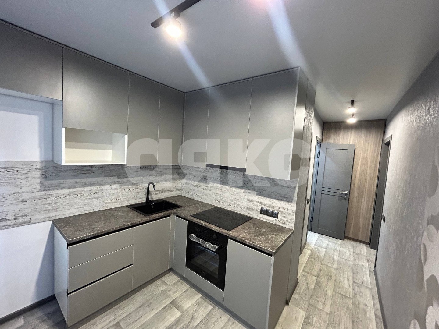 Фото №1: 2-комнатная квартира 54 м² - Луганск, квартал Якира, 1