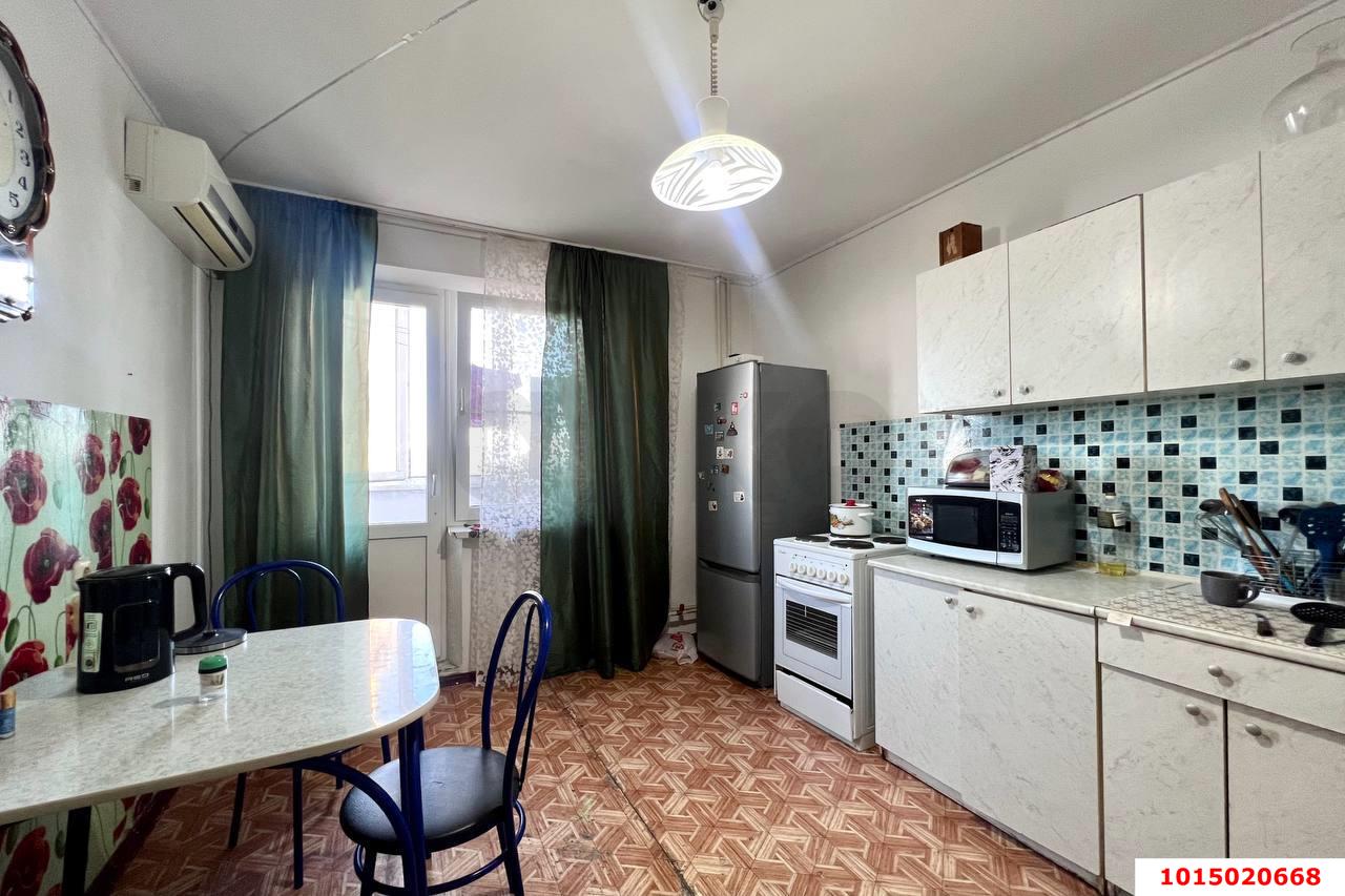 Фото №1: 2-комнатная квартира 63 м² - Краснодар, Комсомольский, ул. Уральская, 119/2