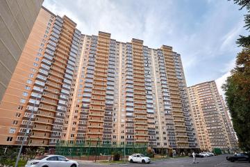 Фото №1: 2-комнатная квартира 63 м² - Краснодар, мкр. Краевая Клиническая Больница, ул. Домбайская, 55к4