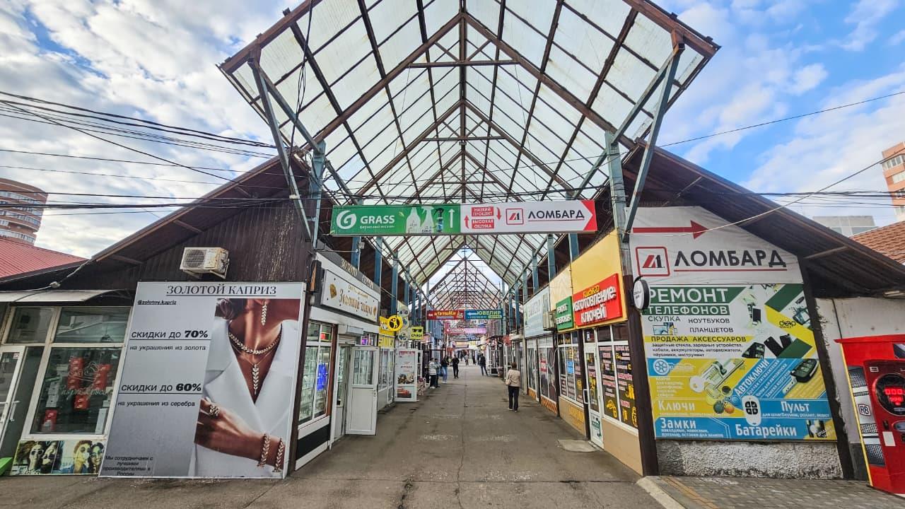 Фото №2: Коммерция 8 м² - Краснодар, Западный внутригородской округ, мкр. Юбилейный, пр-кт Чекистов, 17