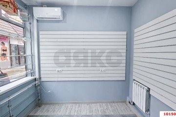 Фото №2: Торговое помещение 9 м² - Краснодар, мкр. Юбилейный, пр-кт Чекистов, 17